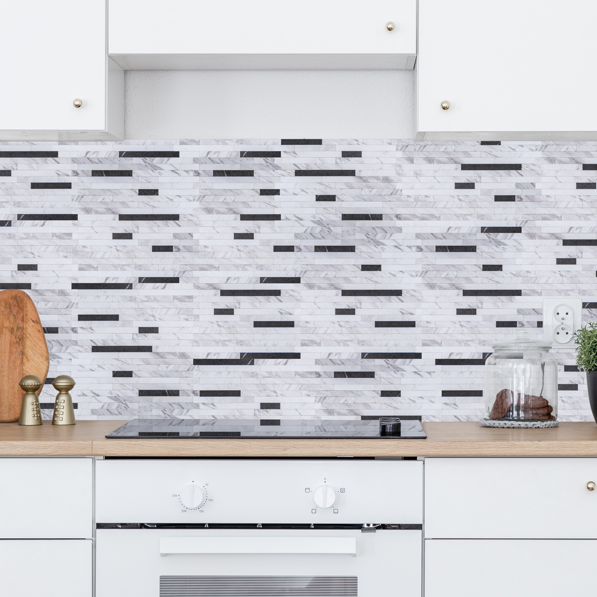 Art3d 10-Sheet Peel and Stick Stone Overlay Kitchen Backsplash Tile Volakas White Embellished with Metal Gold